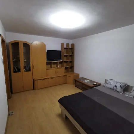 Apartament Carla Apartment *